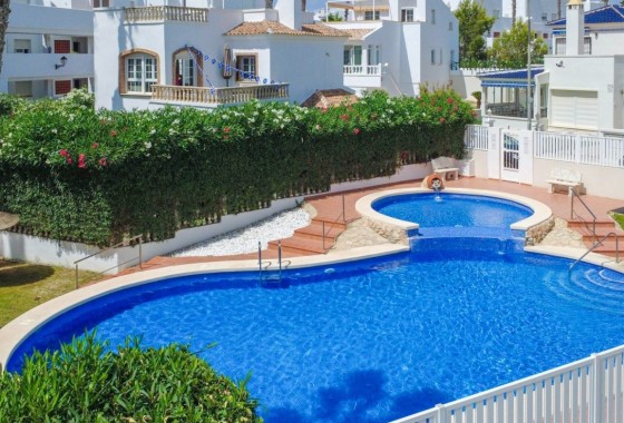 Venta - Adosado -
Orihuela Costa - La Rioja