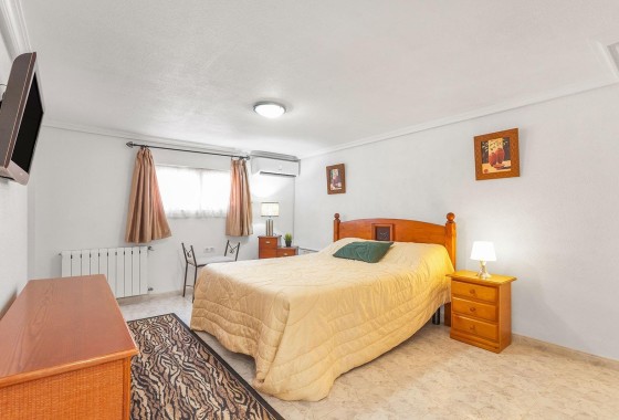 Herverkoop - Vrijstaande Villa -
Torrevieja - Los Balcones