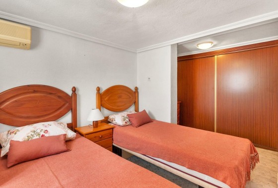 Herverkoop - Vrijstaande Villa -
Torrevieja - Los Balcones