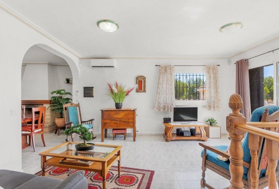 Herverkoop - Vrijstaande Villa -
Torrevieja - Los Balcones