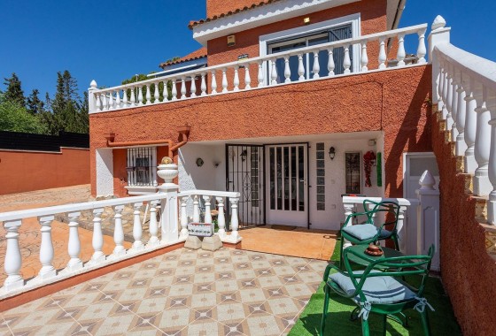 Herverkoop - Vrijstaande Villa -
Torrevieja - Los Balcones