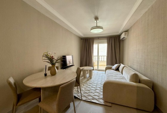 Venta - Apartamento / Piso -
Torrevieja - Playa del Cura