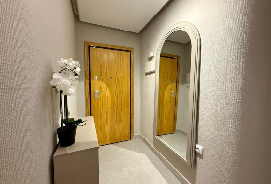 Venta - Apartamento / Piso -
Torrevieja - Playa del Cura