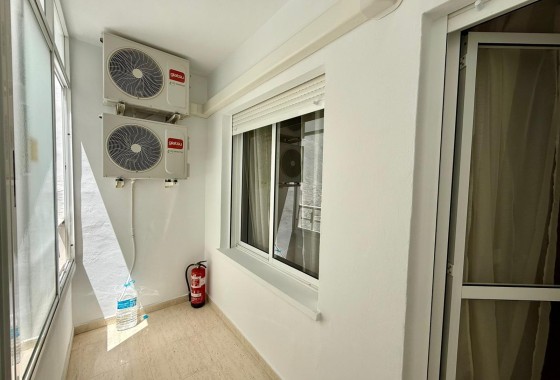 Venta - Apartamento / Piso -
Torrevieja - Playa del Cura