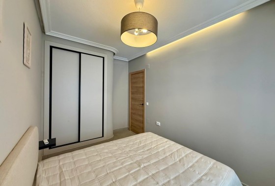 Venta - Apartamento / Piso -
Torrevieja - Playa del Cura