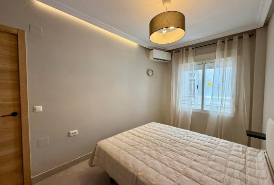 Venta - Apartamento / Piso -
Torrevieja - Playa del Cura