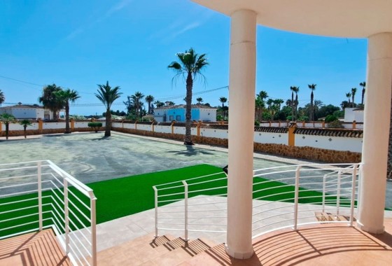 Revente - Finca / Propriété rurale -
Catral