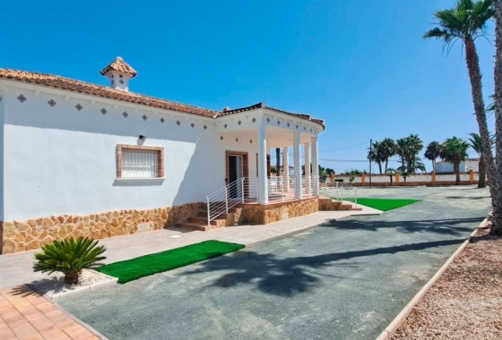 Revente - Finca / Propriété rurale -
Catral