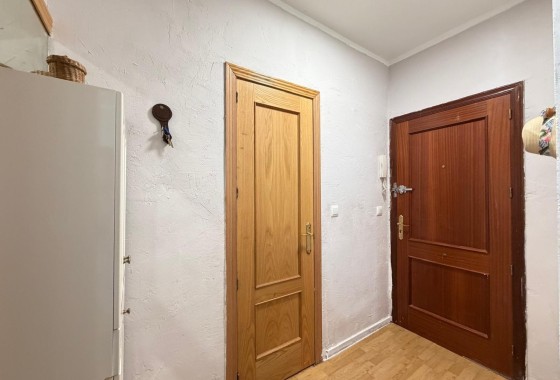 Venta - Apartamento / Piso -
Torrevieja - Playa de los Locos
