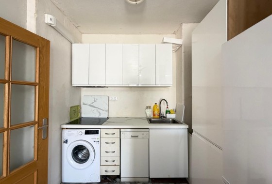 Venta - Apartamento / Piso -
Torrevieja - Playa de los Locos