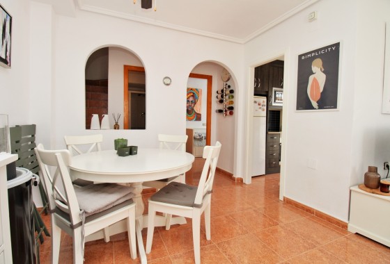 Resale - Townhouse -
Los Altos