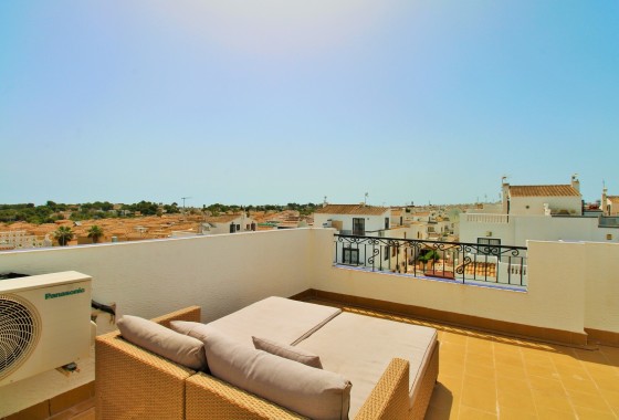 Resale - Townhouse -
Los Altos
