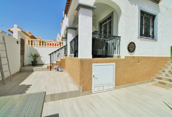 Resale - Townhouse -
Los Altos
