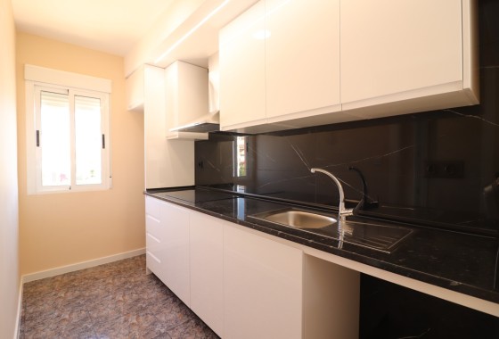 Herverkoop - Appartement / Flat -
Orihuela Costa - Punta Prima