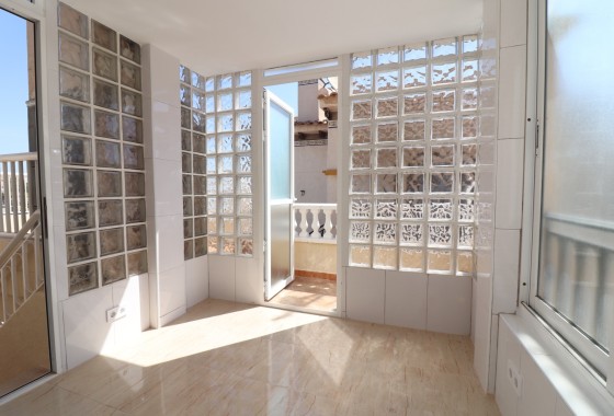 Herverkoop - Appartement / Flat -
Orihuela Costa - Punta Prima