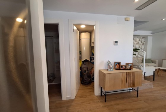 Wiederverkauf - Freistehende Villa -
Torrevieja - Los Frutales