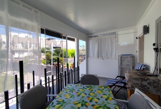 Resale - Semi Detached Villa -
Torrevieja