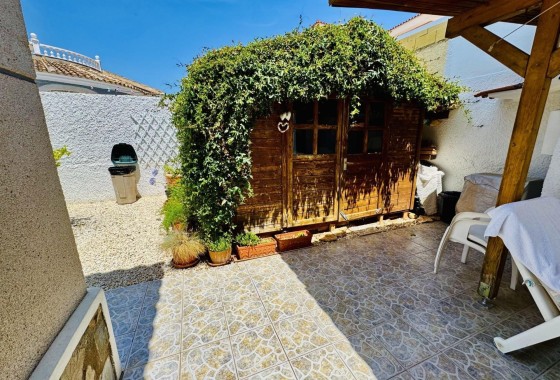 Revente - Villa Individuelle -
Torrevieja - La Siesta - El Salado - Torreta