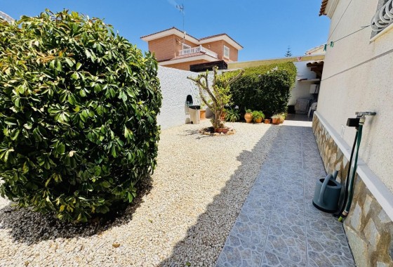 Revente - Villa Individuelle -
Torrevieja - La Siesta - El Salado - Torreta