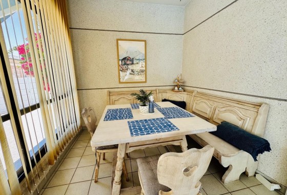 Revente - Villa Individuelle -
Torrevieja - La Siesta - El Salado - Torreta