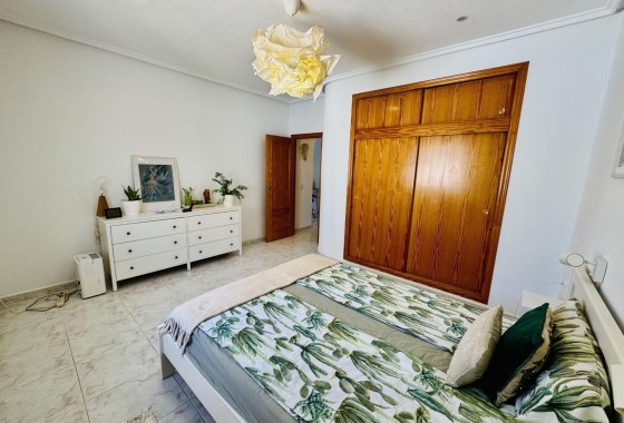 Revente - Villa Individuelle -
Torrevieja - La Siesta - El Salado - Torreta