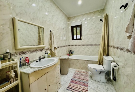Revente - Villa Individuelle -
Torrevieja - La Siesta - El Salado - Torreta