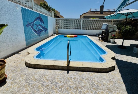 Revente - Villa Individuelle -
Torrevieja - La Siesta - El Salado - Torreta