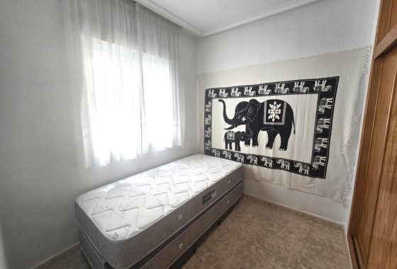 Herverkoop - Appartement / Flat -
Torrevieja - Parque las naciones