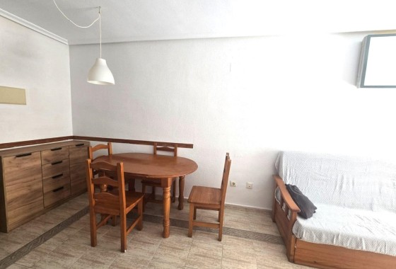 Herverkoop - Appartement / Flat -
Torrevieja - Playa de los Locos
