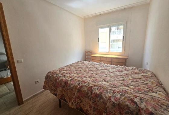 Herverkoop - Appartement / Flat -
Torrevieja - Playa de los Locos