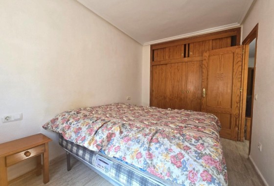 Herverkoop - Appartement / Flat -
Torrevieja - Playa de los Locos