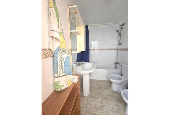 Herverkoop - Appartement / Flat -
Torrevieja - Playa de los Locos