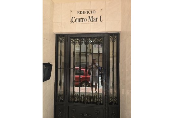 Herverkoop - Appartement / Flat -
Torrevieja - Playa de los Locos