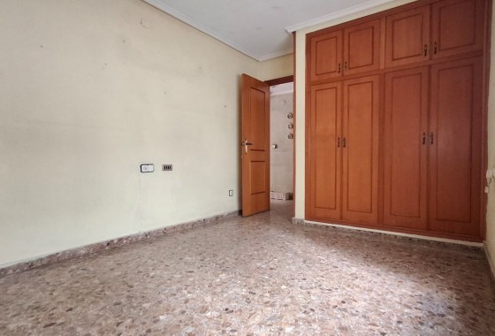 Revente - Appartement -
Orihuela - Zona Centro