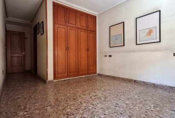 Revente - Appartement -
Orihuela - Zona Centro
