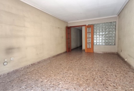 Revente - Appartement -
Orihuela - Zona Centro