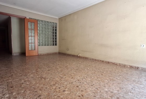 Revente - Appartement -
Orihuela - Zona Centro