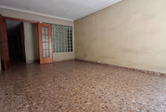 Revente - Appartement -
Orihuela - Zona Centro
