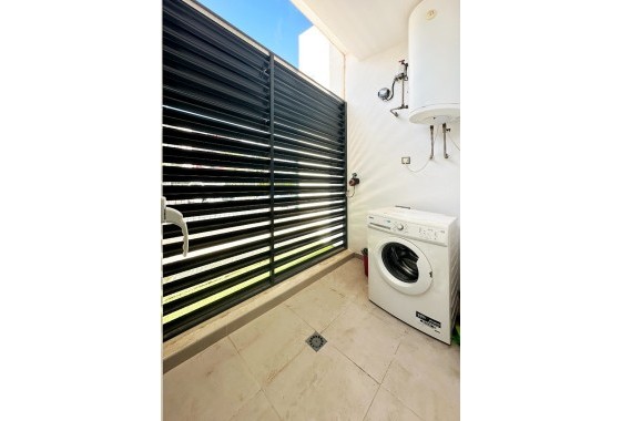 Revente - Appartement -
Santa Pola