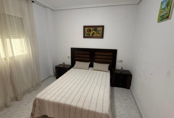 Herverkoop - Appartement / Flat -
Torrevieja - Playa de los Locos