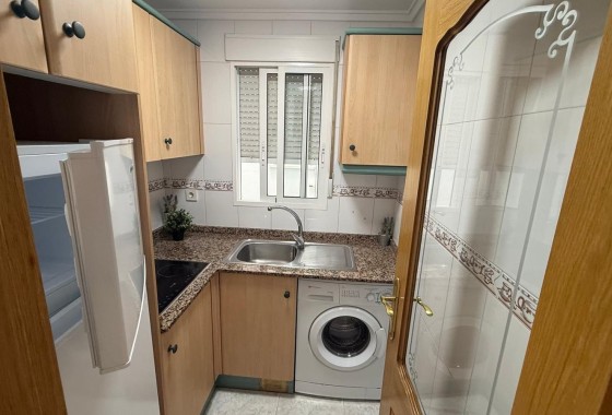 Herverkoop - Appartement / Flat -
Torrevieja - Playa de los Locos