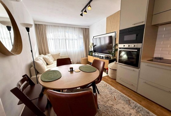 Sprzedaż - Apartament / Mieszkanie -
Torrevieja - Calas blanca