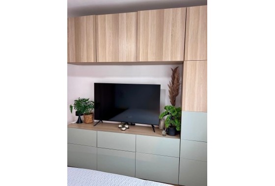 Sprzedaż - Apartament / Mieszkanie -
Torrevieja - Calas blanca