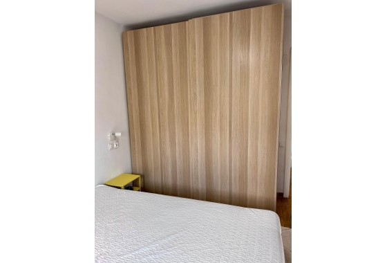 Sprzedaż - Apartament / Mieszkanie -
Torrevieja - Calas blanca