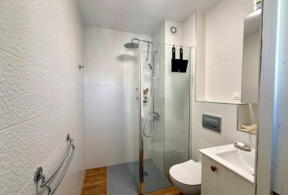 Sprzedaż - Apartament / Mieszkanie -
Torrevieja - Calas blanca