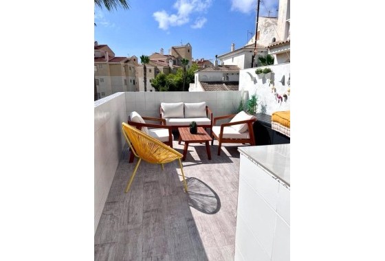 Sprzedaż - Apartament / Mieszkanie -
Torrevieja - Calas blanca