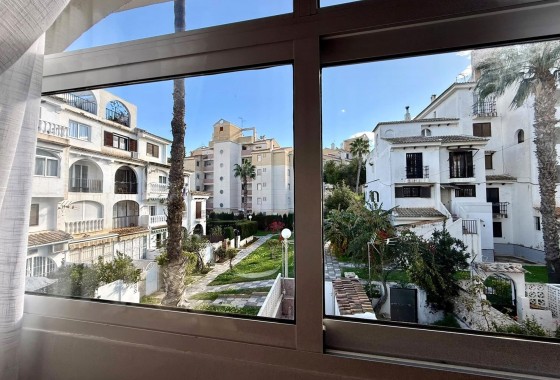 Sprzedaż - Apartament / Mieszkanie -
Torrevieja - Calas blanca