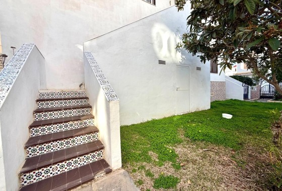 Sprzedaż - Apartament / Mieszkanie -
Torrevieja - Calas blanca