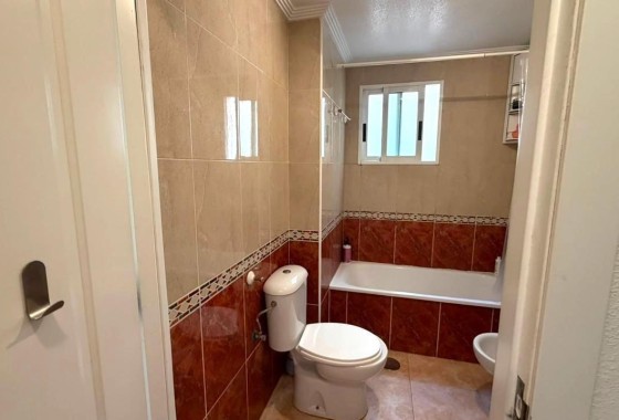 Venta - Apartamento / Piso -
Torrevieja - Parque de las Naciones