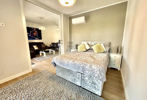 Resale - Apartment / Flat -
Villamartín